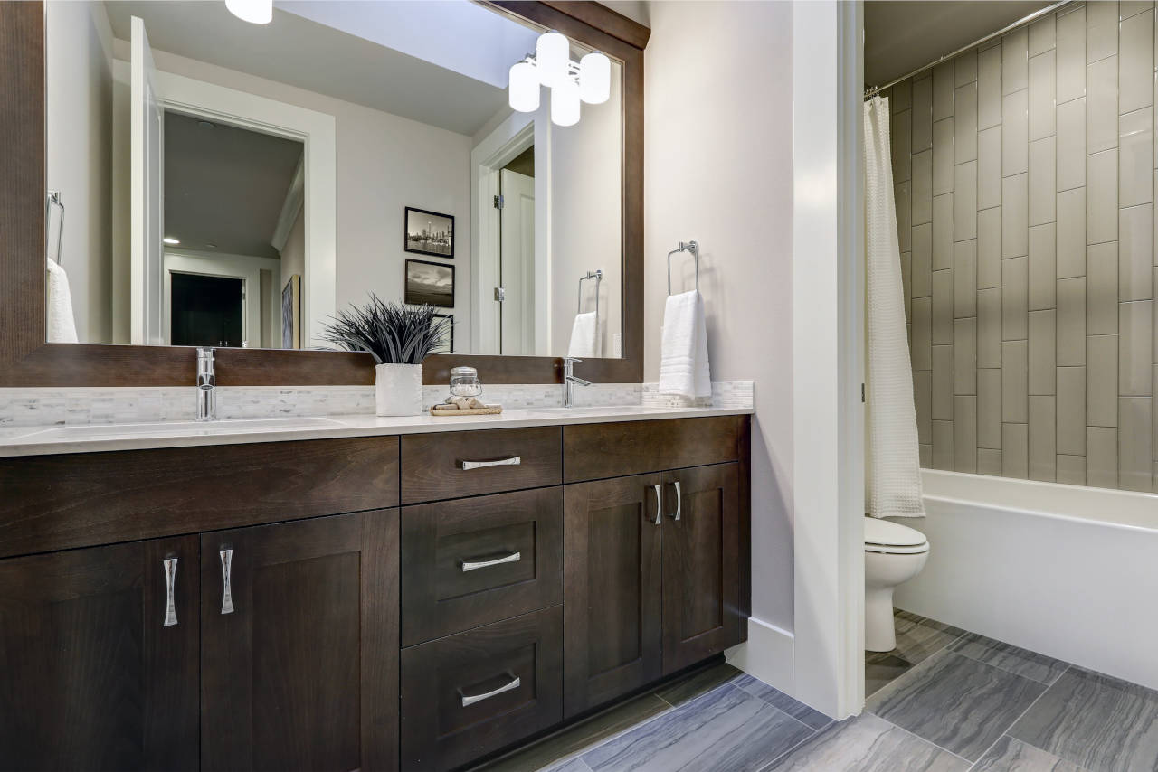How Much Does Bathroom Vanity Replacement Cost? (2023)
